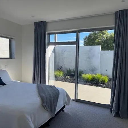 Ferienwohnung Location And Luxury In Timaru Exterior foto