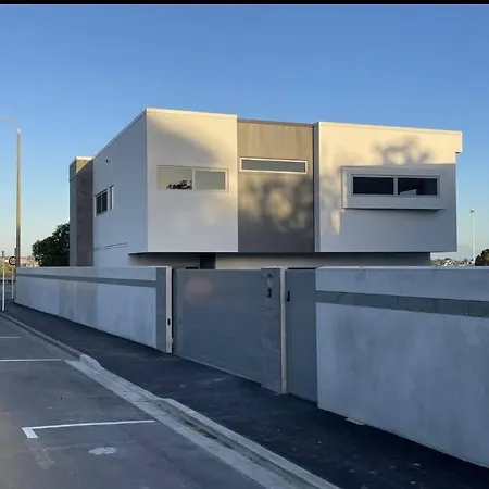 Ferienwohnung Location And Luxury In Timaru Exterior foto
