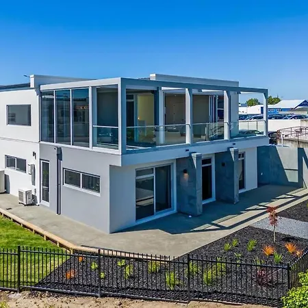 Ferienwohnung Location And Luxury In Timaru Exterior foto