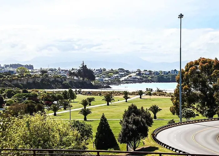 Location And Luxury In Timaru