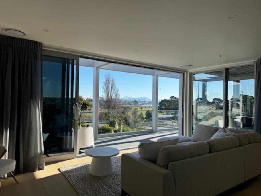 Location And Luxury In Apartment Timaru